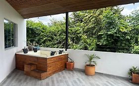 Penthouse + Jacuzzi privado en Anapoima.
